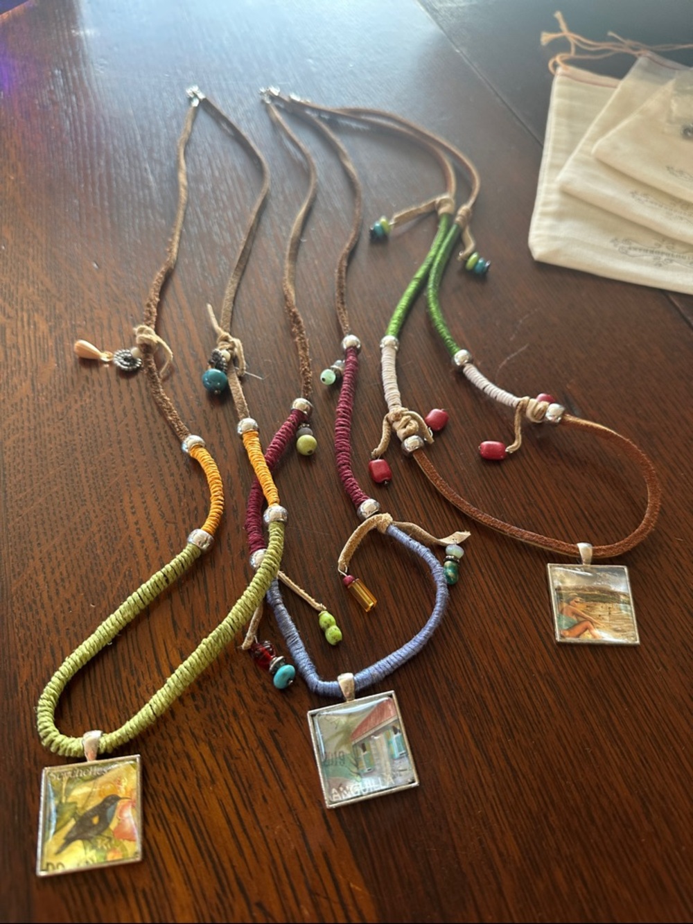 Handmade bundle 3 unique necklaces. 16- 17 inches but adjustable Anthropologie - Picture 4 of 10